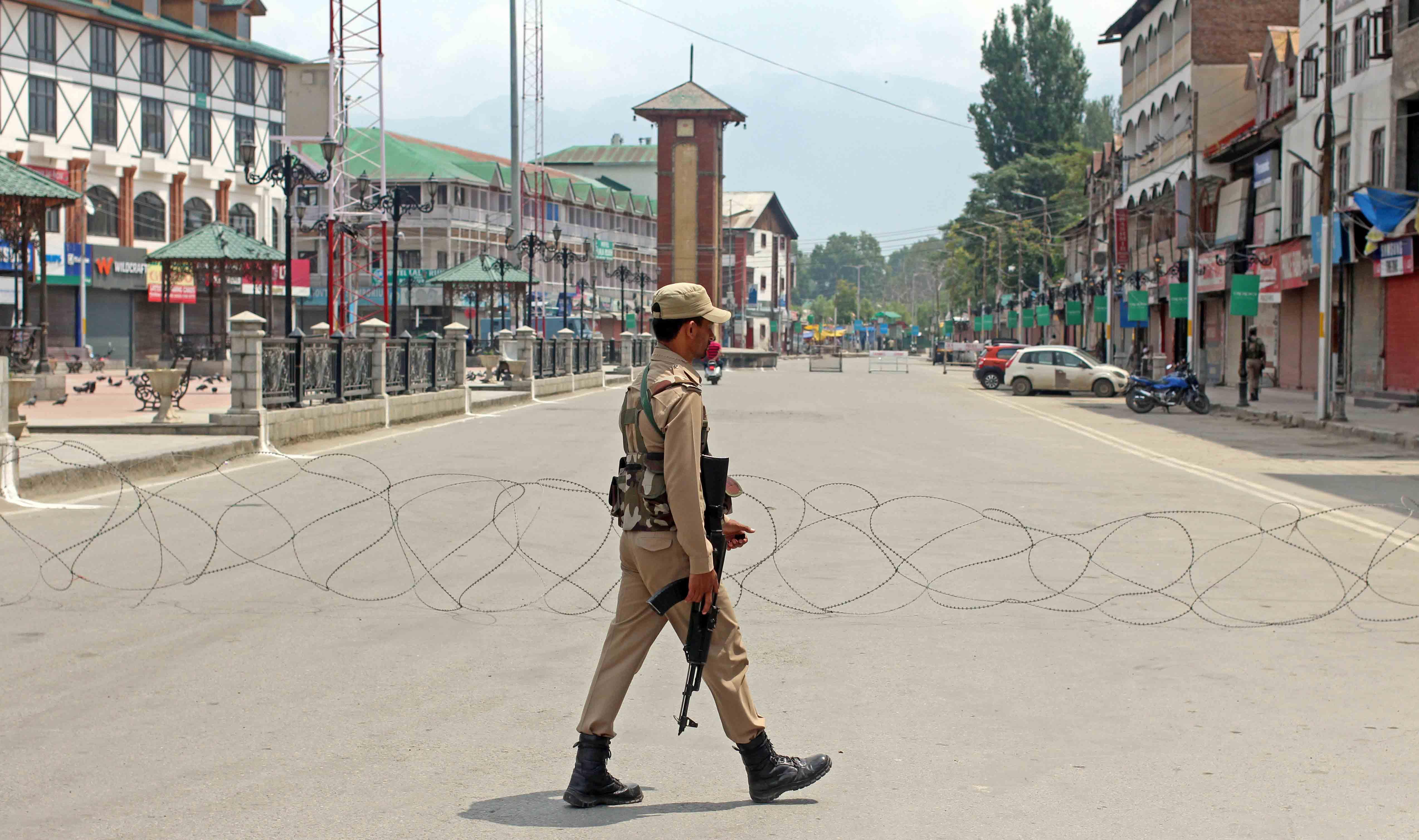 Restrictions imposed in Srinagar areas to foil UN march