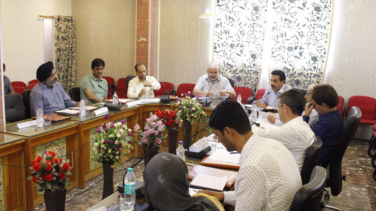 VC CUK inaugurates workshop on M.Com curriculum design