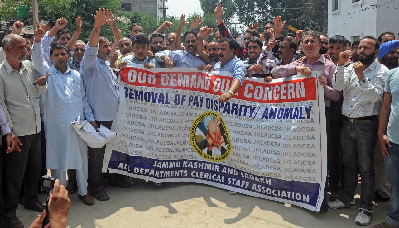 Police foils JKLDCSA’s Secretariat gherao