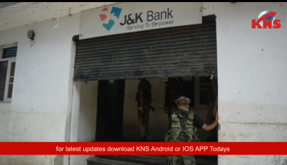Burqa clad gunmen loot JK Bank in Arwani