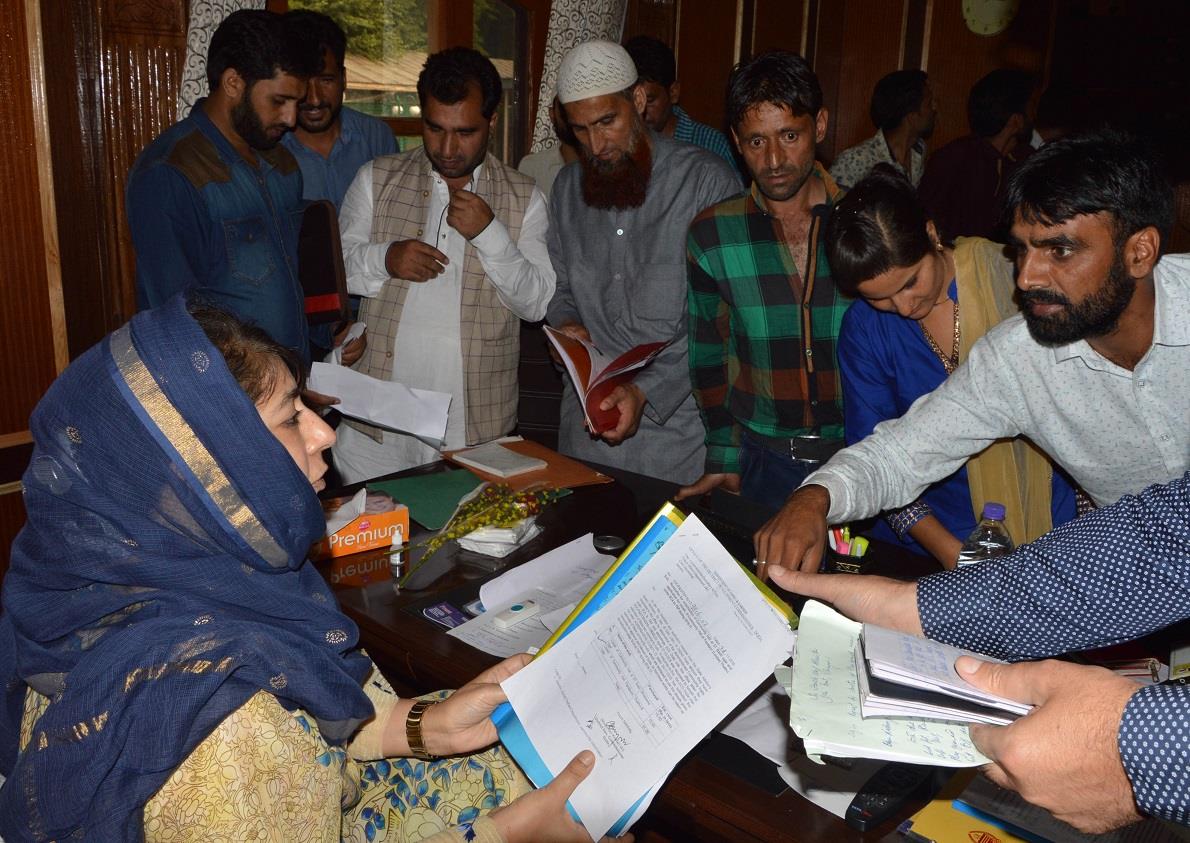 Deputations from across JK meet CM, put up demands