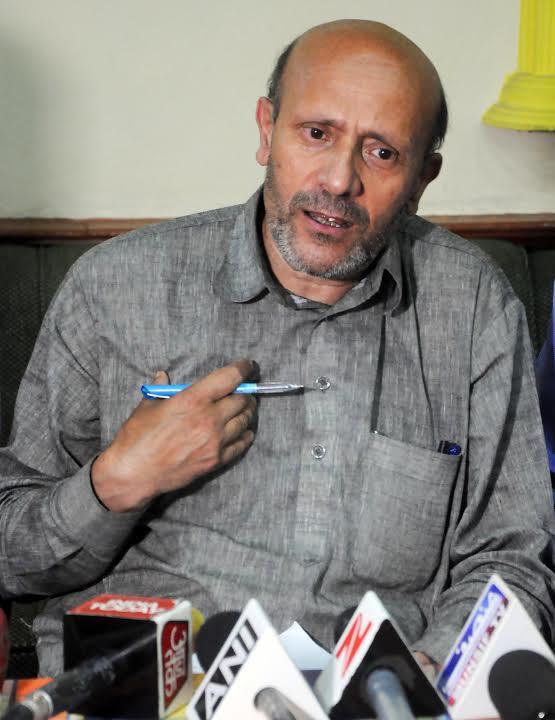 Am ready to join Hurriyat, Er Rasheed responds to Geelani’s offer