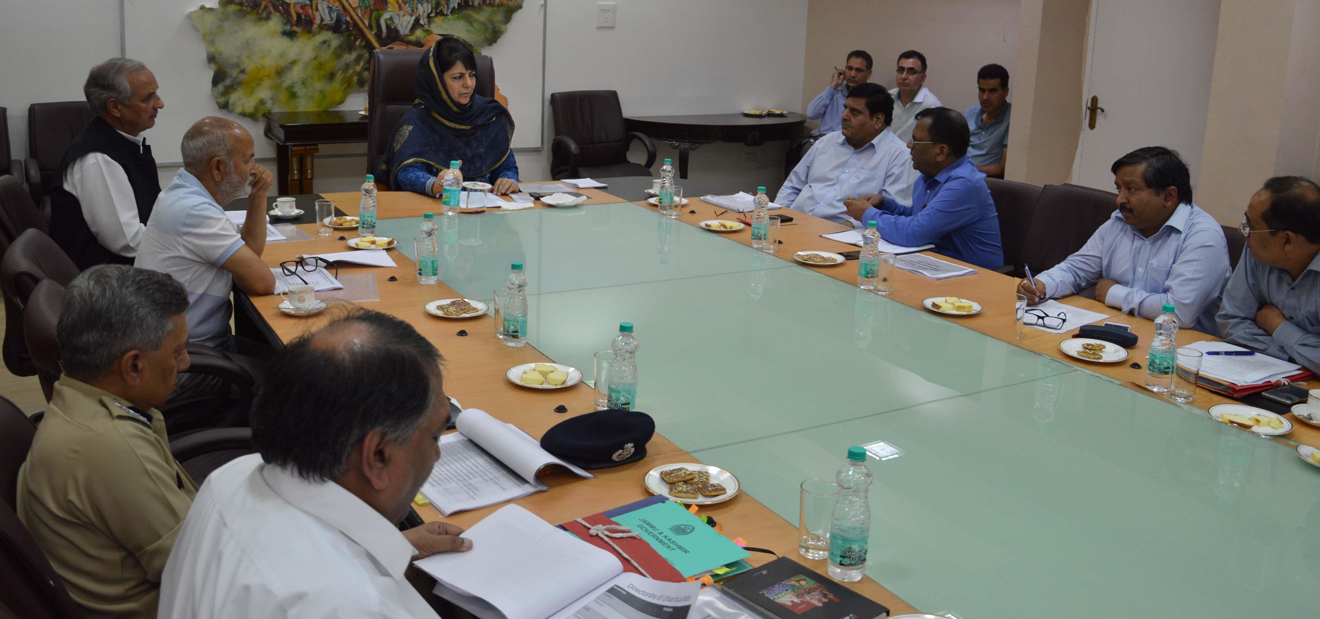 Mehbooba stresses on community based disaster response