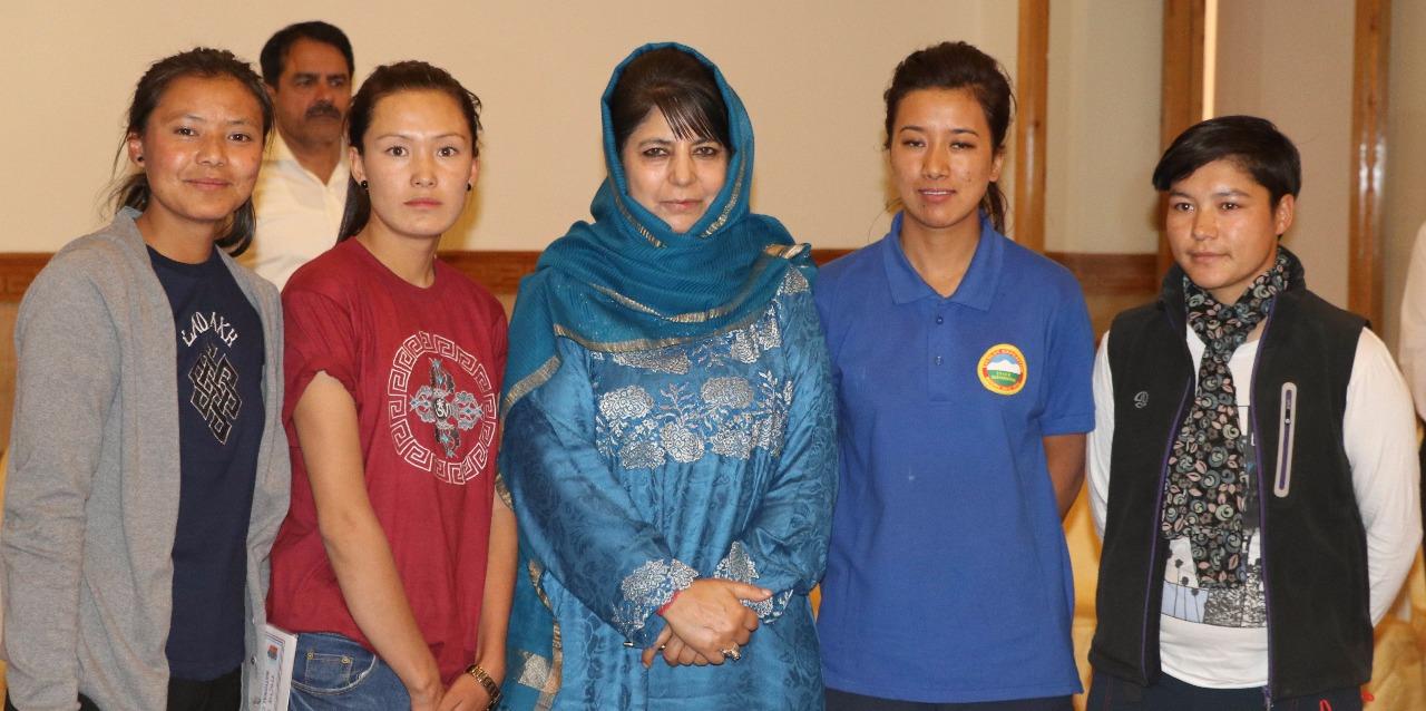 Mehbooba announces Rs 10 cr additional funds for LAHDC Leh