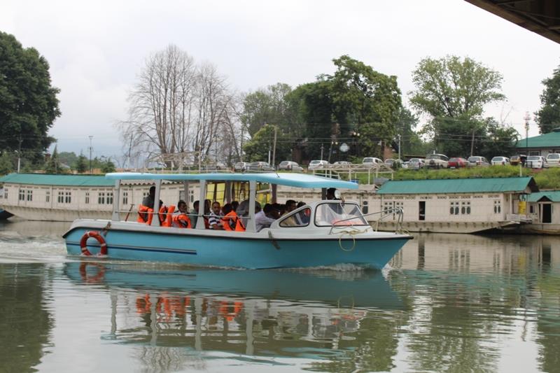 Now enjoy highly subsidized Jhelum cruise at Rs 25 only