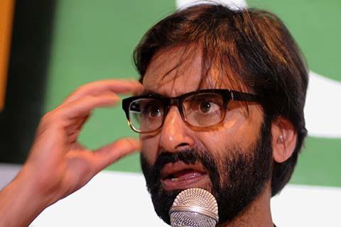 Shifting of Batamaloo bus stand will ruin lives of thousands: Yasin Malik