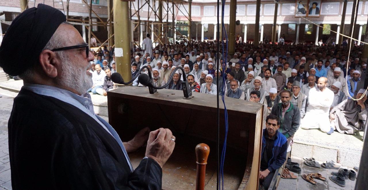 Article 35-A aimed at to change Muslim demography of State: Aga Hasan