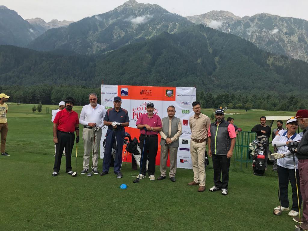 Secy tourism tees off 2-day golf tournament at Pahalgam