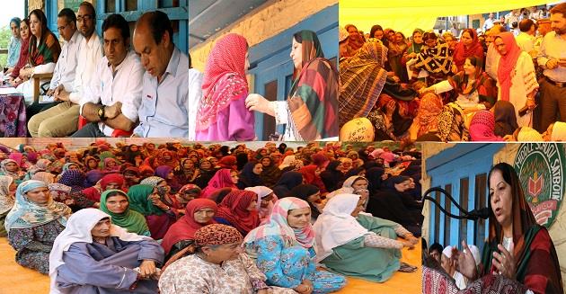 JKSCW Chairperson visits Dardpora village