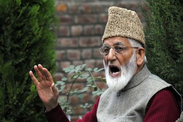 Geelani hails sacrifices rendered by political prisoners lodged in state, outside jails