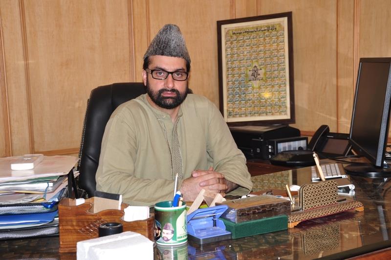 Mirwaiz to lead Eid prayers at Eidgah