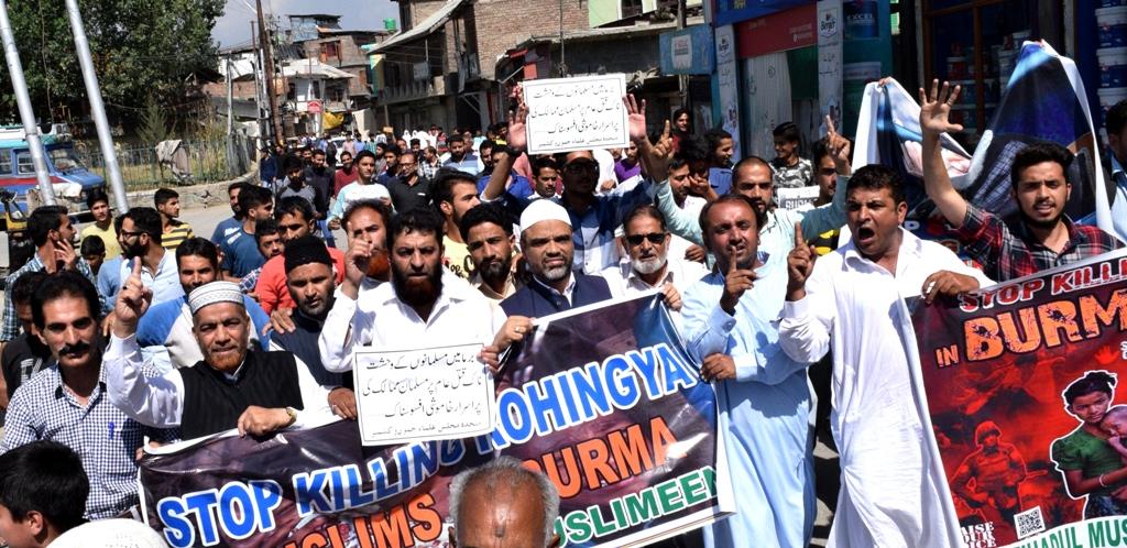 On MMU’s call, people protest in solidarity with Rohingya Muslims