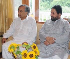 Tarigami, Hakeem, Mir welcome Rajnath’s statement on Article 35-A