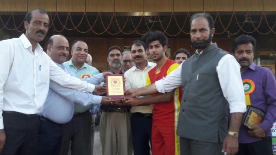 Sgr beat Bla in inter Dist under 19 football final