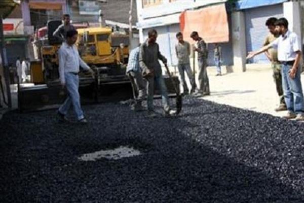 Road macadamisation creates traffic chaos on Sgr-Bla highway