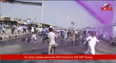 Police use water cannons, foils transporters protest