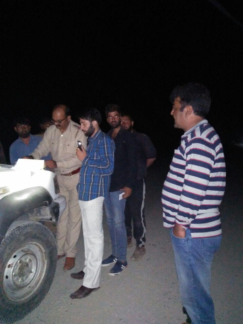 During night nakas, ARTO Kupwara recovers Rs 10,600 from traffic violators