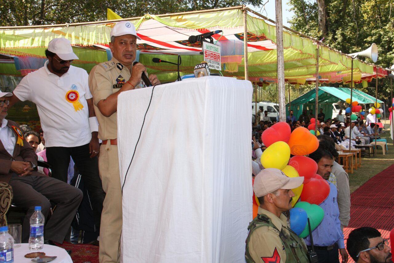 Let’s free Kashmir from gun, grenade, drugs and bring peace, prosperity: DGP Vaid