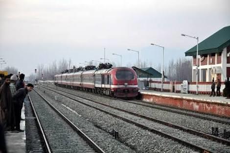 2 kids crushed to death by train in Pulwama village