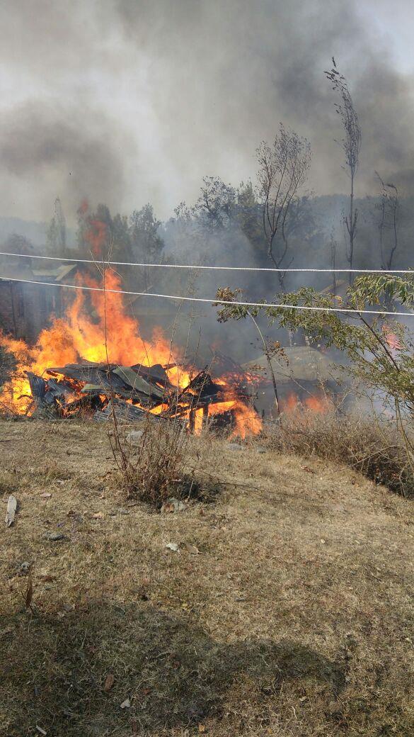 Massive fire breaks out in Haril village of Langate