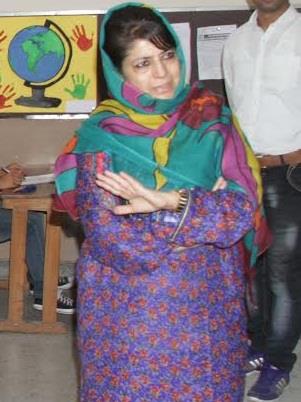 Mehbooba greets people on Urs of Hazrat Makhdoom Sahib (RA)