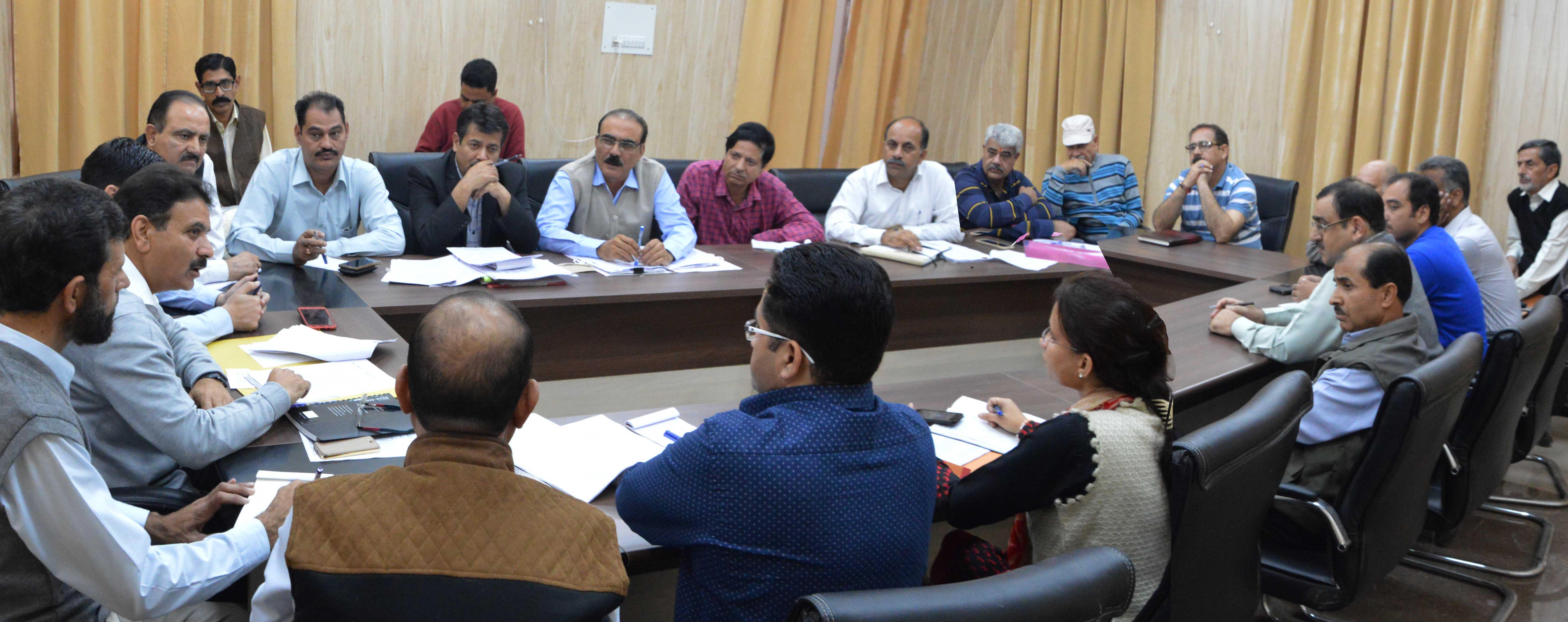Additional Secretary CM’s Grievances Cell takes up KP migrants’ issues