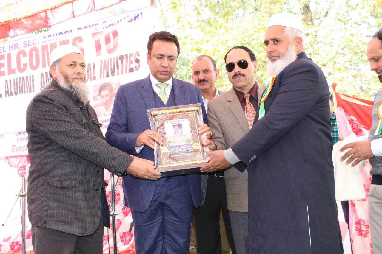 Zulfkar attends first alumni meet of GHSS Boys Rajouri