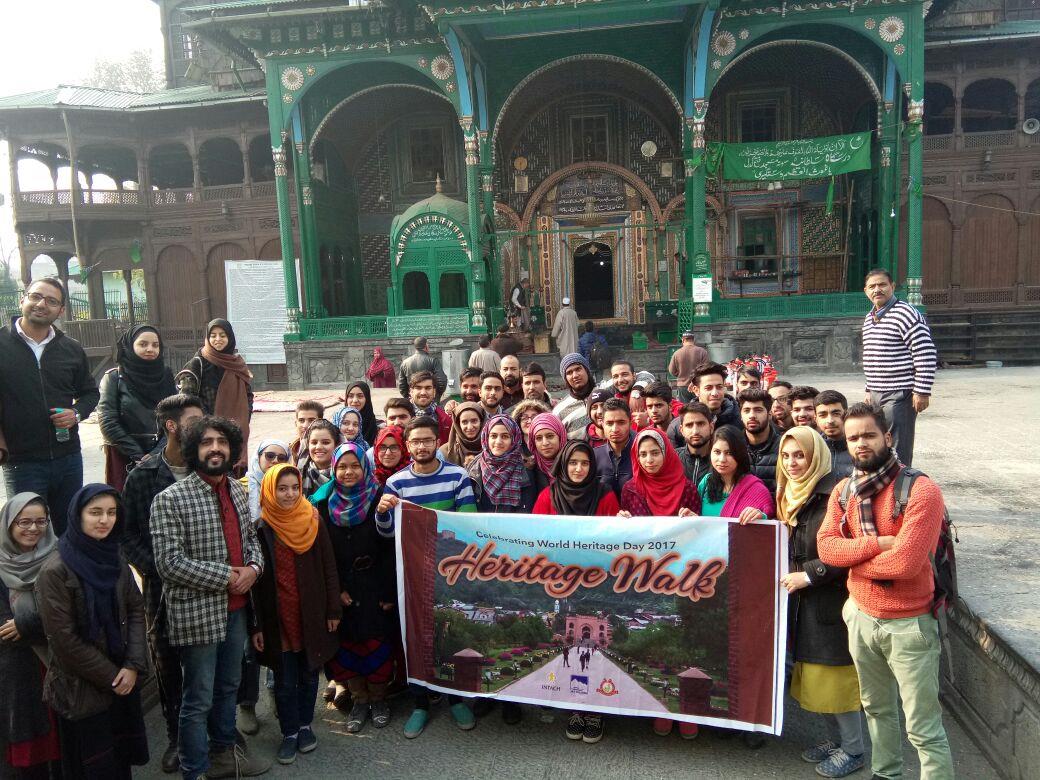 Tourism deptt organises heritage walk