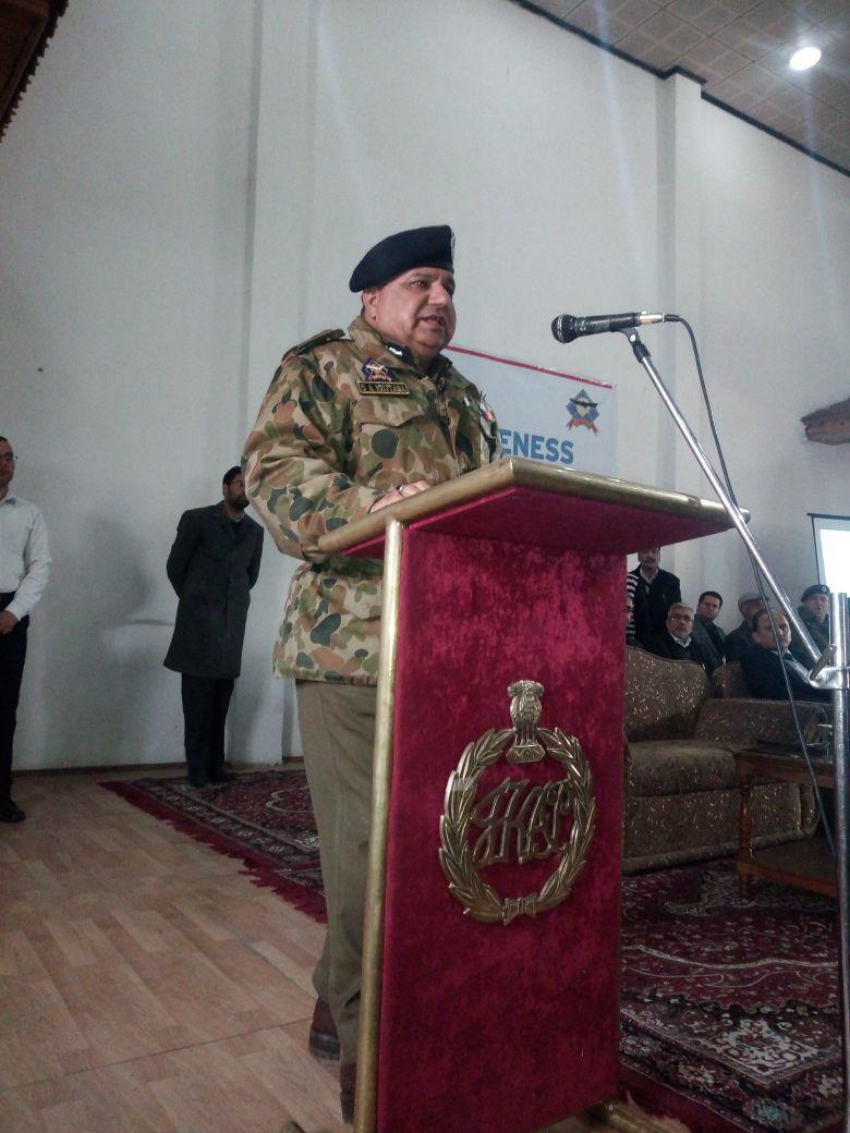 S A Mujtaba Inaugurates “Awareness seminar cum workshop” at Zewan