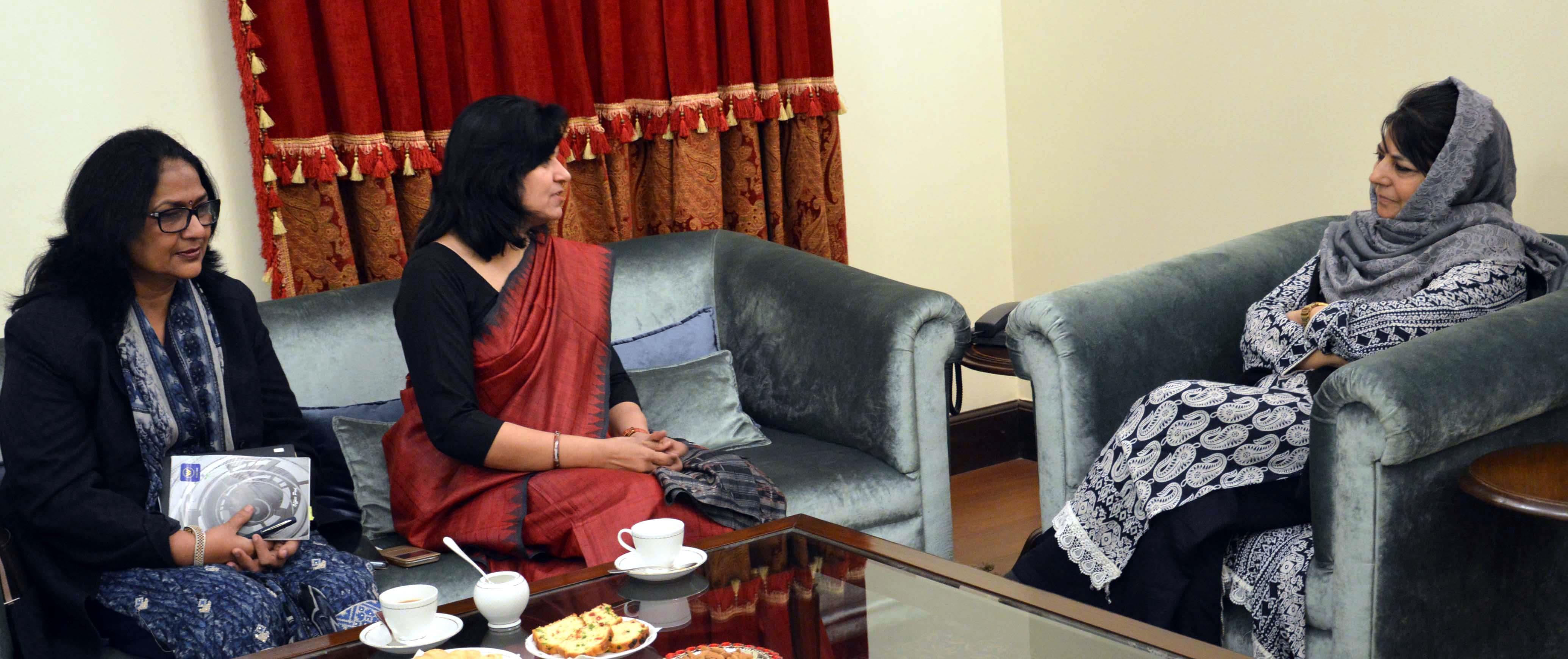 Joint Secy MGNREGA calls on CM