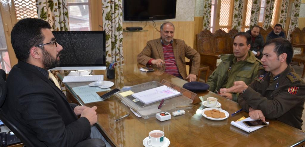 DC Srinagar for traffic decongestion in City Centre