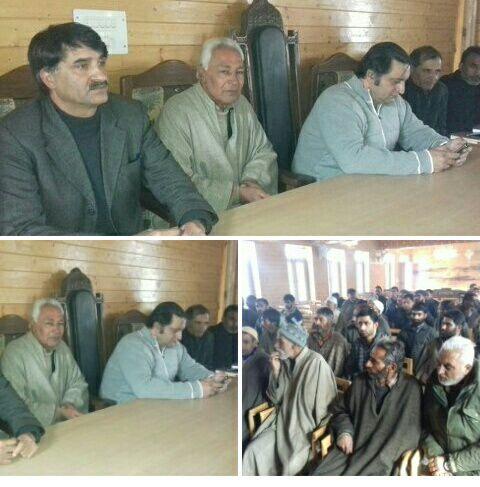 Sadiq Mir along with his workers joins PC in presence of Sajad Lone