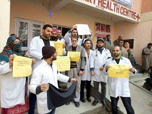 Doctors to go for strike if action not taken against SDM Zainapora: DAK