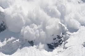 Three army men missing after avalanche hits Gurez