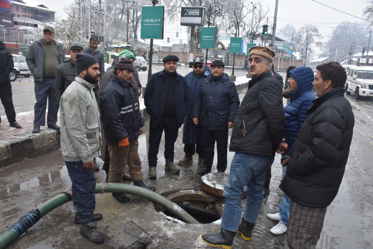 SMC activates Snow Control Room for general public