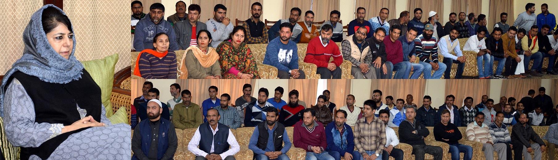 Deputation of contractual employees meets Chief Minister