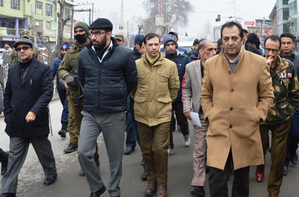 Div Com conducts city tour to review traffic scenario