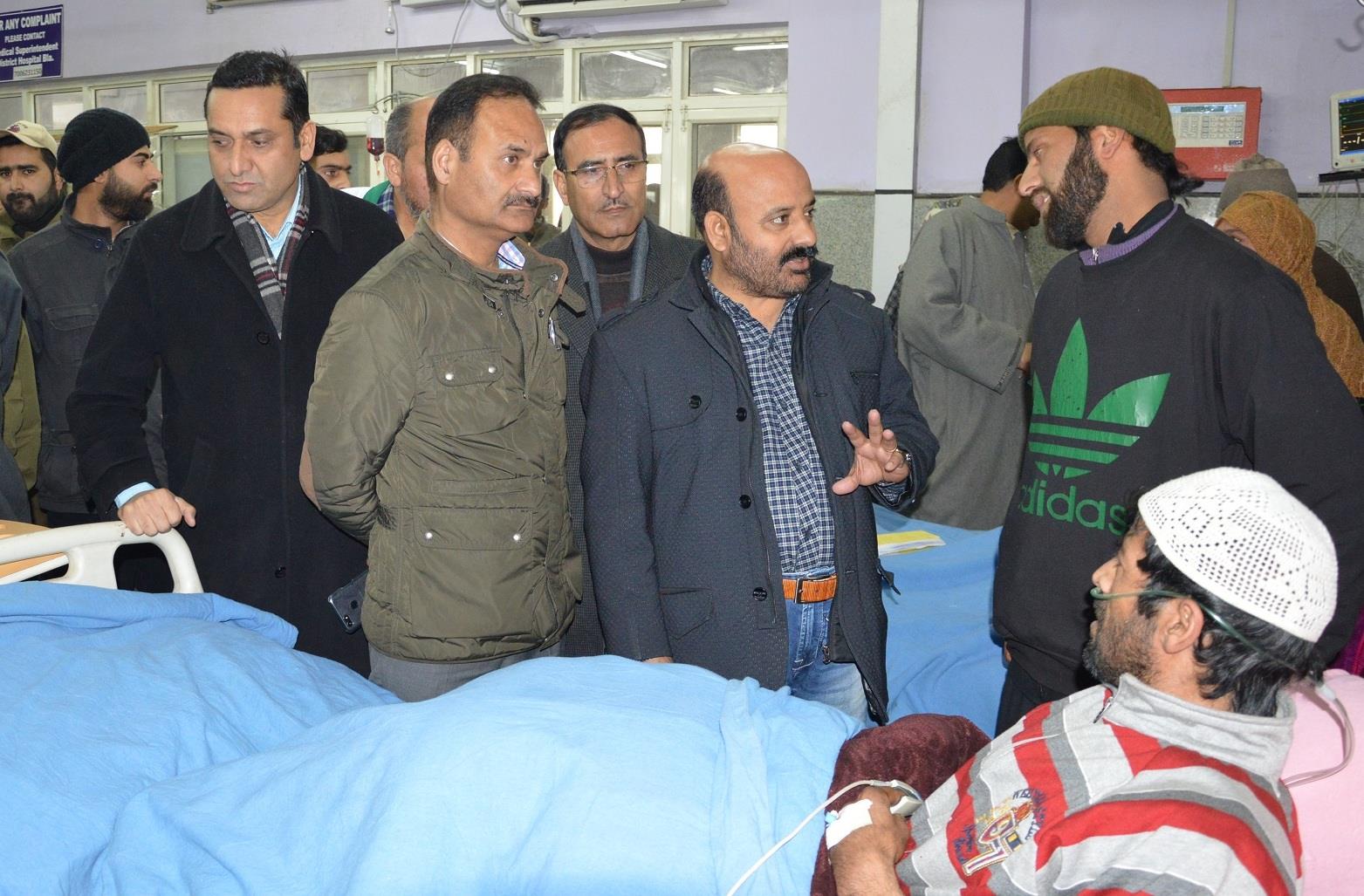 Bali Bhagat visits DH Bla, reviews functioning