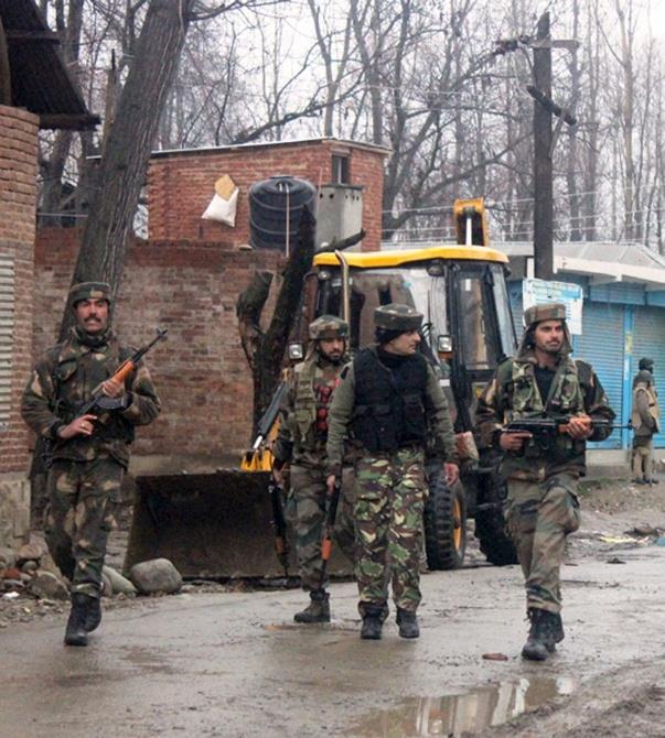 One militant killed in Samboora encounter