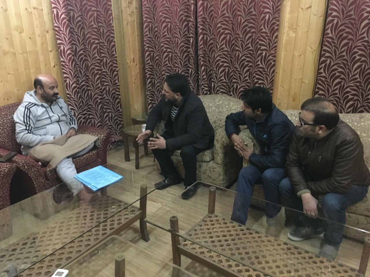 DAK meets Health Minister Bali Bhagat