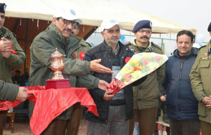 Zonal level sports festival inaugurated by father of martyr SHO Feroz Ahmad Dar at Gindan Park Rajbagh