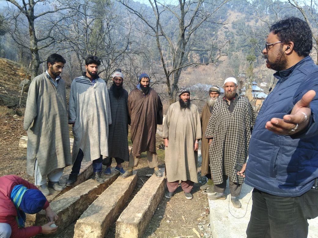 Forest deptt seizes timber in Gawran Shangus