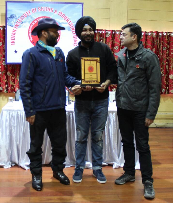 Skiing course held at IISM Gulmarg