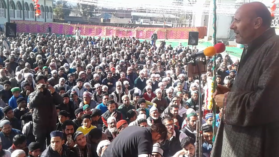 Er. Rasheed attends public meeting, interactions in Rajouri