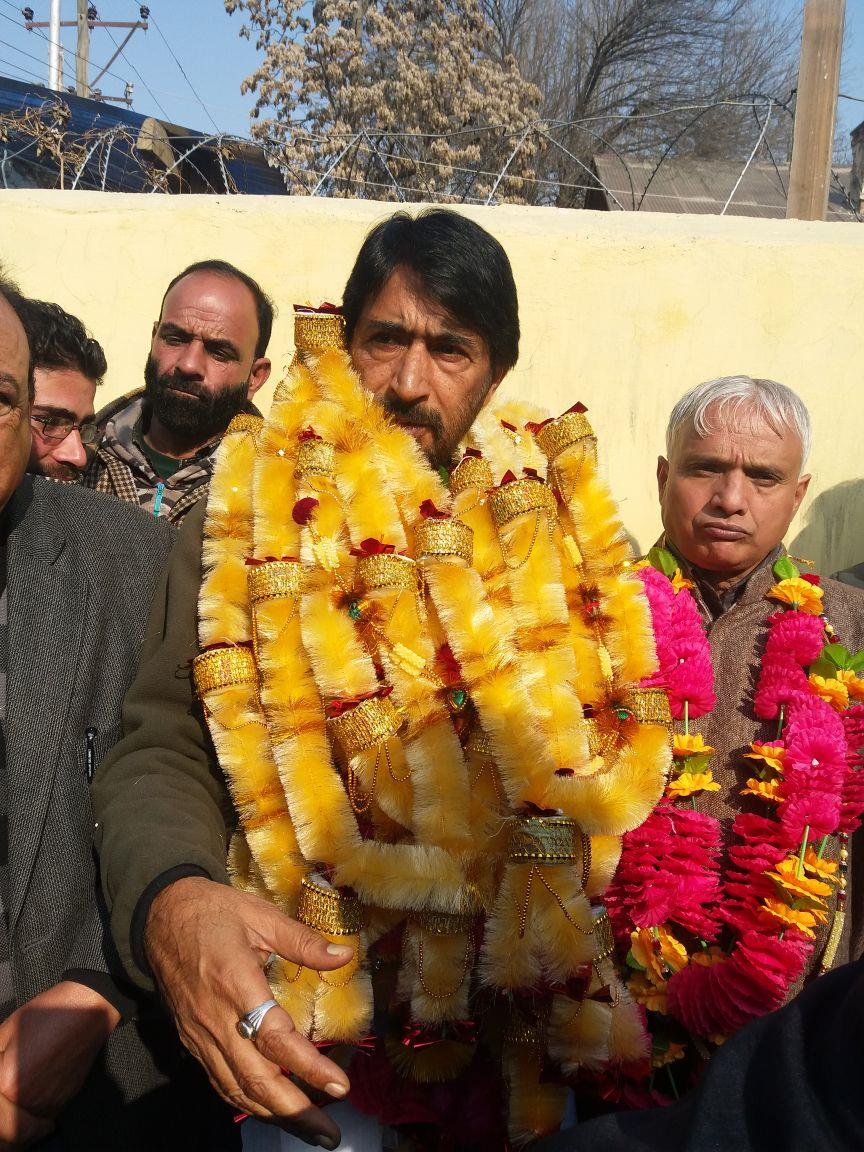 Congress capable enough to defeat communal, fascist forces: G A Mir