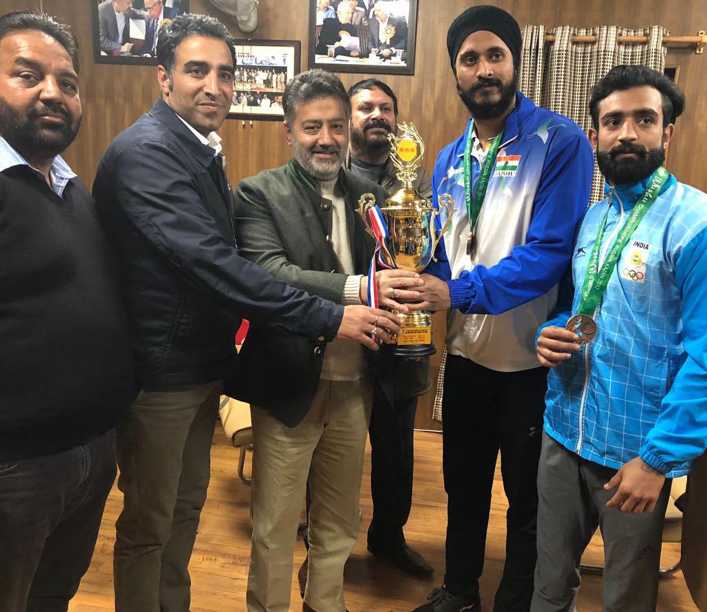 Ansari felicitates Wushu players for bringing laurels to the state