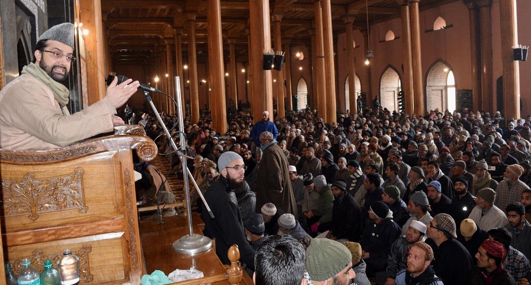 Mirwaiz terms present situation in Kashmir as gravely disturbing, worrisome