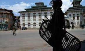 Old city locals accuse forces of damaging their property
