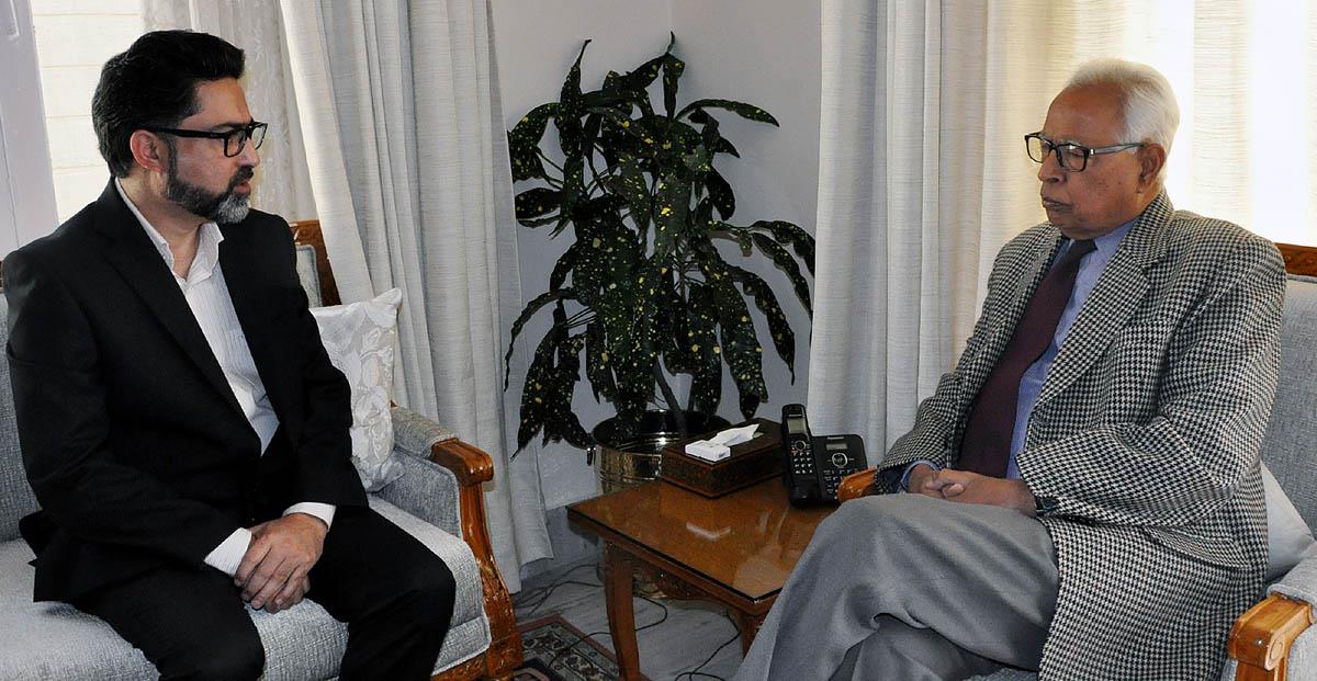 VC JKPCC meets Governor