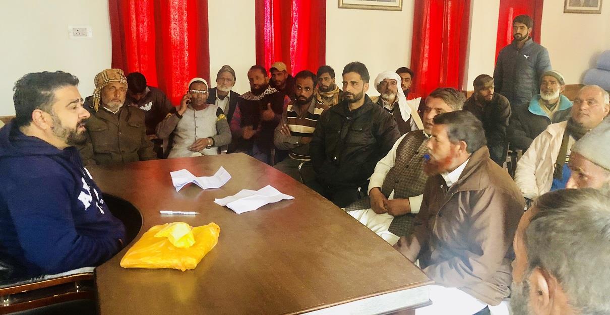 Jan lashes out at Govt over poor healthcare services in Poonch
